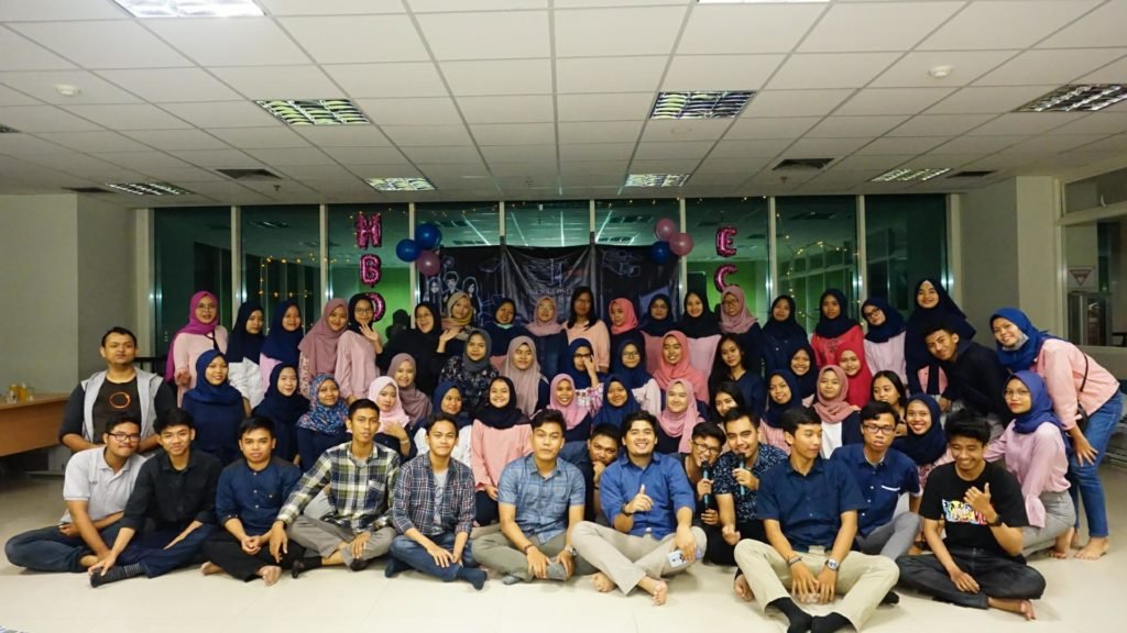 KEMERIAHAN HARI JADI ECONOCHANNEL DAN BUKA BERSAMA