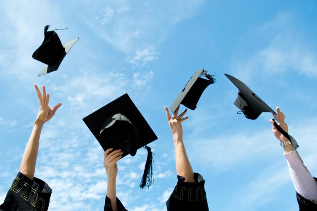 Jadi Mahasiswa? Selesai Berekspektasi, Giliran Kamu Tahu Realitanya!