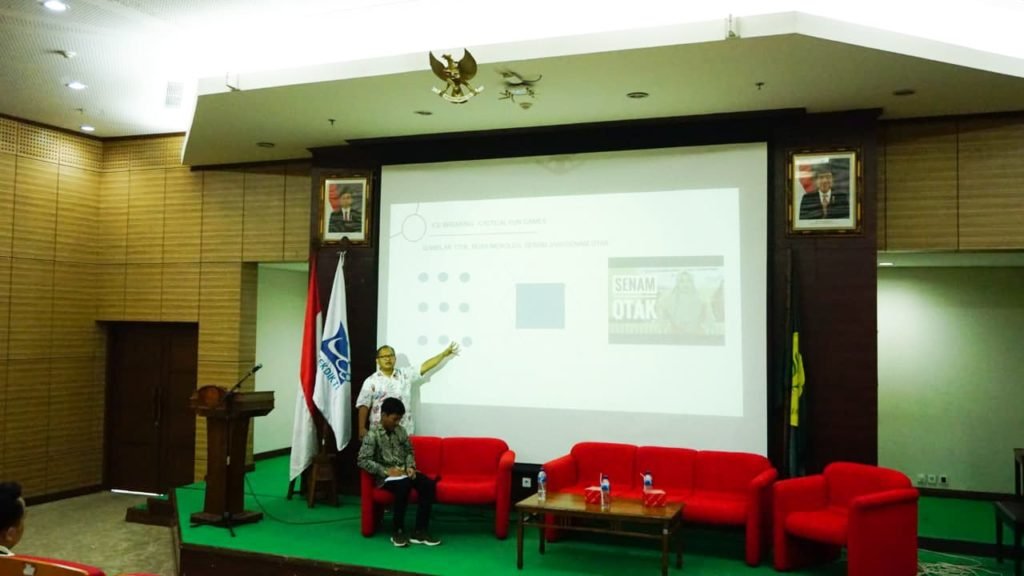 Kemeriahan Seminar Perdana Oleh Badan Perwakilan Mahasiswa FE UNJ