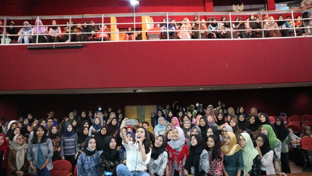 Komunitas Jurnalistik EconoChannel FE UNJ 2019 “Everyone Can Be a Journalist”