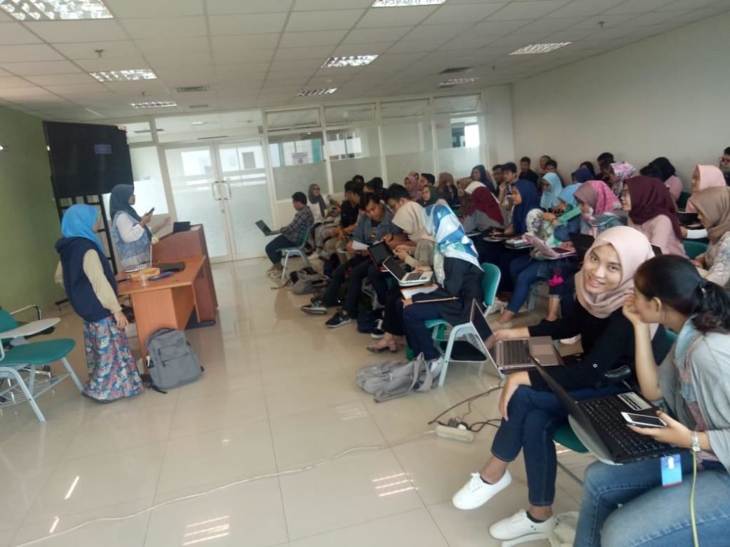 KEGIATAN RESEARCH BOOTHCAMP FE UNJ 2020